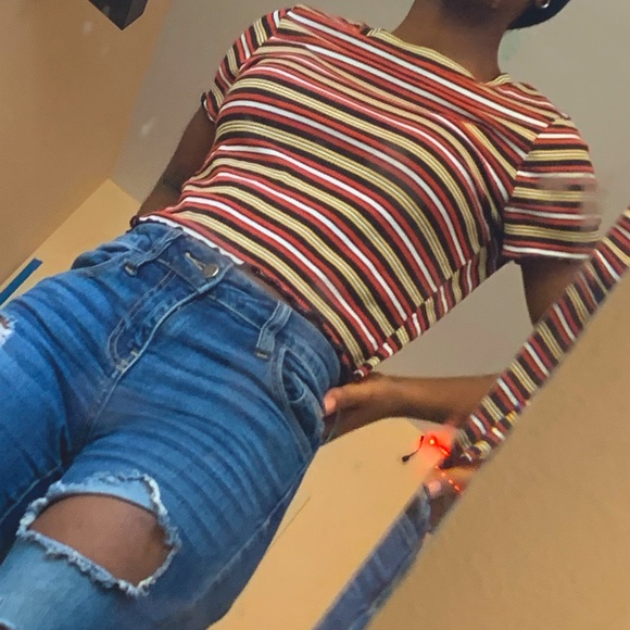 orange ribbed lettuce crop top - Picture 2 of 4